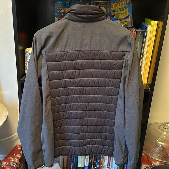 Columbia light Rain jacket - Picture 3 of 3